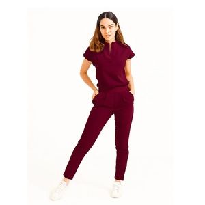Elle Scrub Set